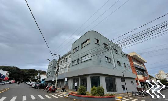 10872